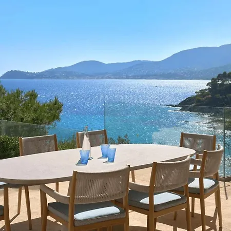 Luxury Gigaro Villa With Breathtaking Views Вилла Ла Круа-Вальме